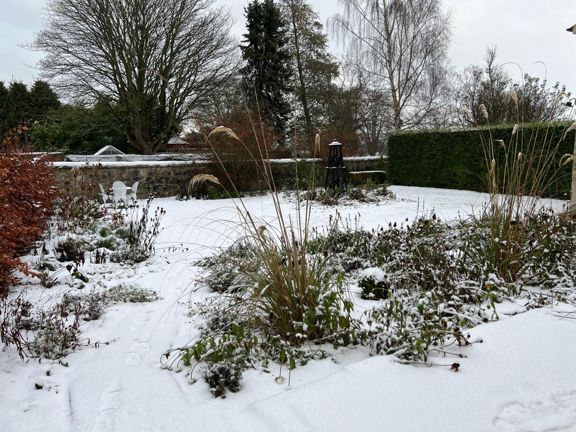 Quaint Self Contained Cottage Near Edinburgh. Loanhead Екстериор снимка